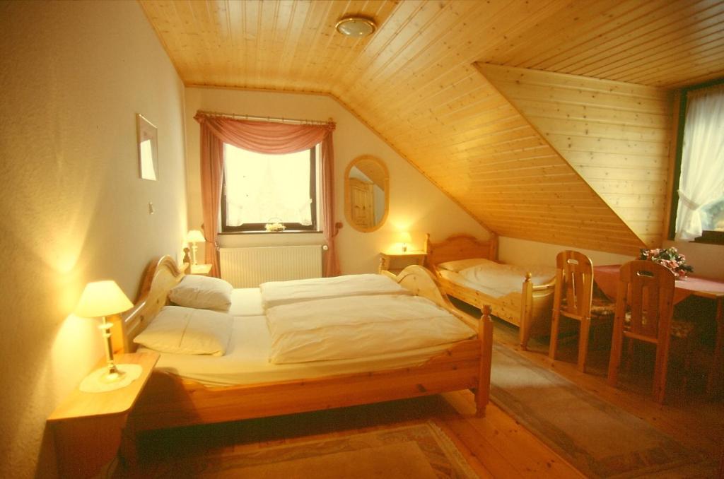 Hotel Landgasthof Simon Waldrach Phòng bức ảnh