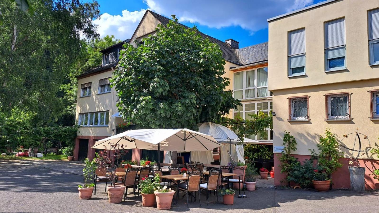 Hotel Landgasthof Simon Waldrach Ngoại thất bức ảnh